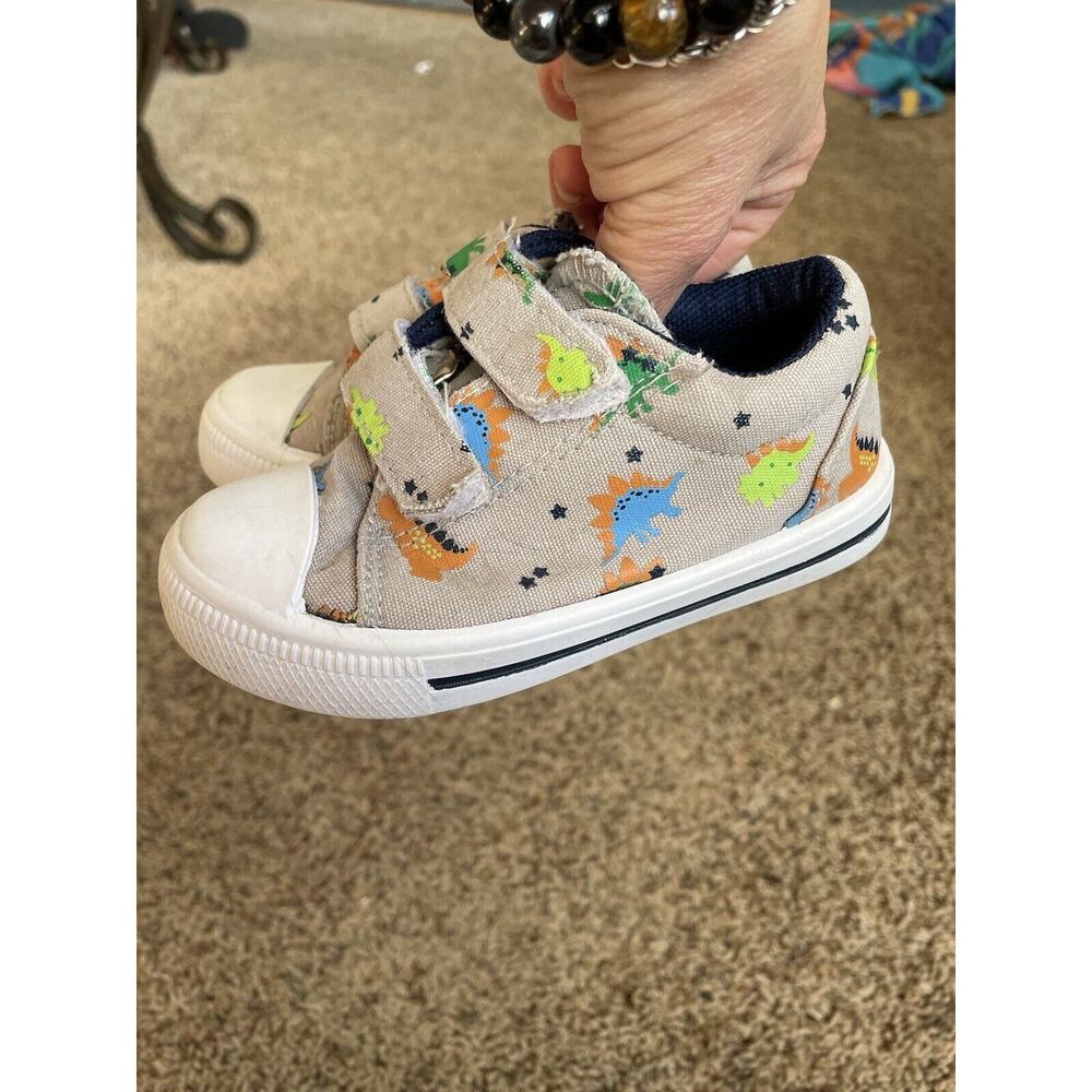 Nerteo Toddler Sz. 6 Dinosaur Themed Strap Sneakers. Cute, Grt. Shape